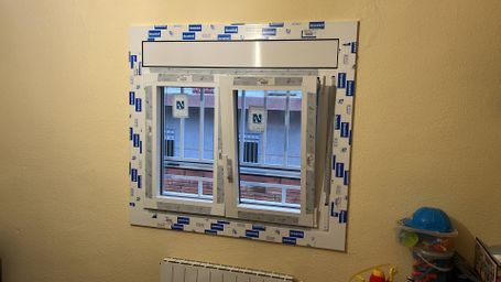 Ventana oscilobatiente PVC Blanco