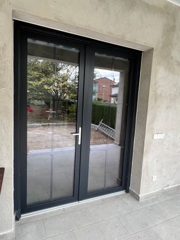 puerta de doble hoja de pvc